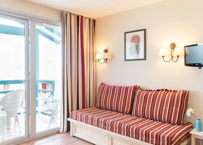 منتزه العطل Pierre & Les Terrasses D'arcangues 3*