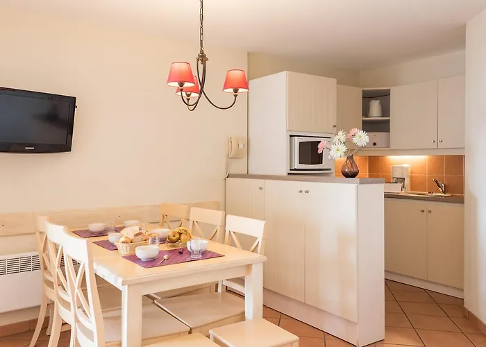 Pierre & Les Terrasses D'arcangues منتزه العطل 3*