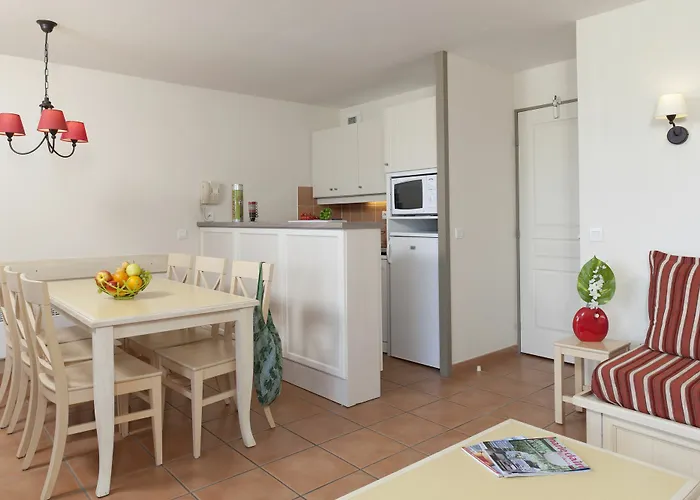 Pierre & Les Terrasses D'arcangues 3*