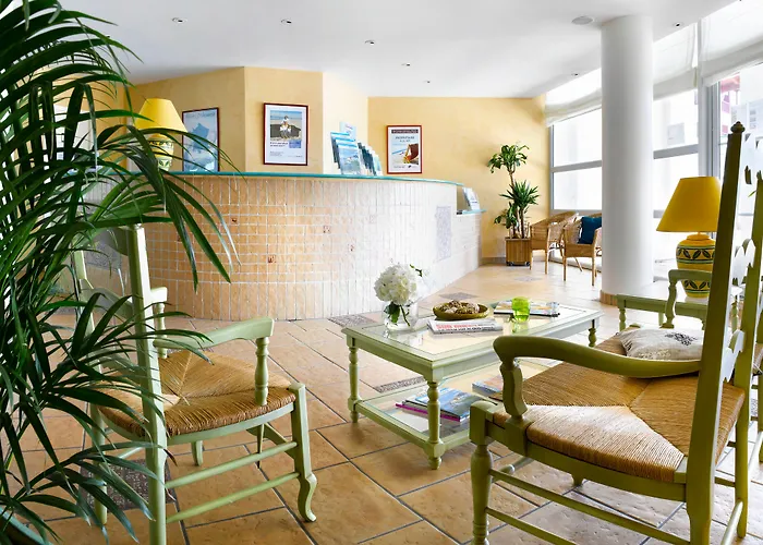 Pierre & Les Terrasses D'arcangues Arcangues